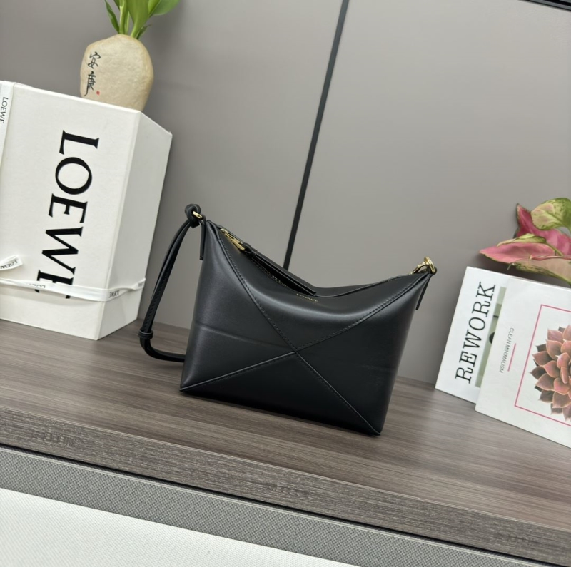l*ew* satchel bags